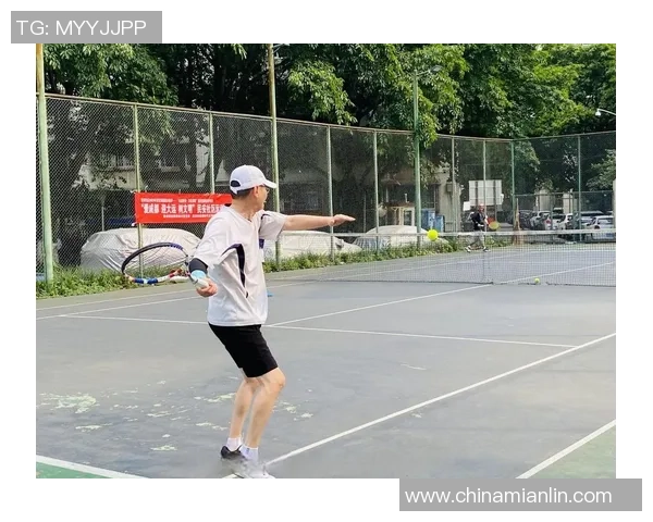 网球纪实：记录成都网球队的逆袭之旅_1